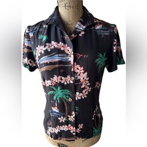 OP Ocean Pacific Vintage Hawaiian 1990’s Button Up Top